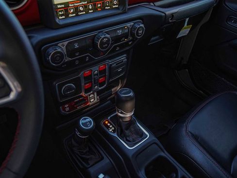 Used 2023 Jeep Gladiator Rubicon w/ LED Lighting Group image 19