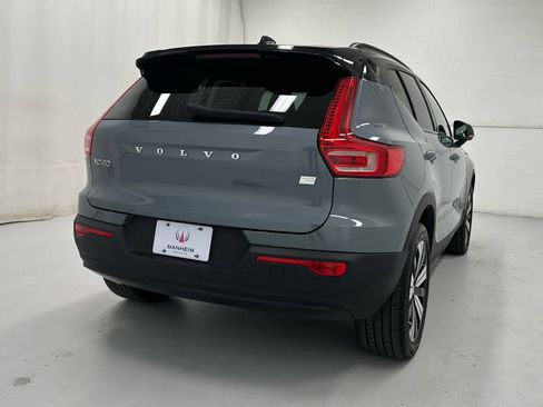 Used 2023 Volvo XC40 Recharge Plus w/ Protection Package Premier image 6