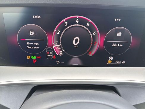 New 2026 Volkswagen Tiguan SE R-Line AWD/4WD image 19