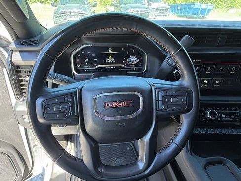 Used 2024 GMC Sierra 2500 AT4 w/ AT4 Premium Plus Package AWD/4WD image 26