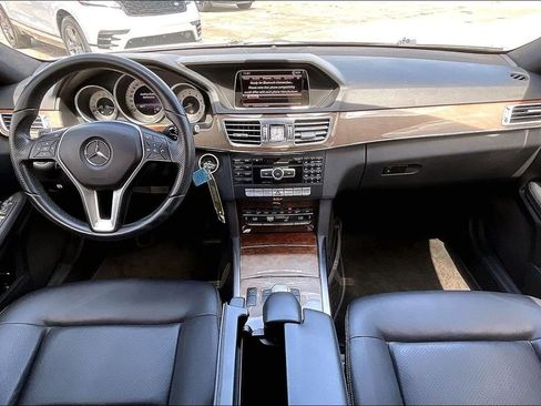Used 2014 Mercedes-Benz E 350 Sedan image 7