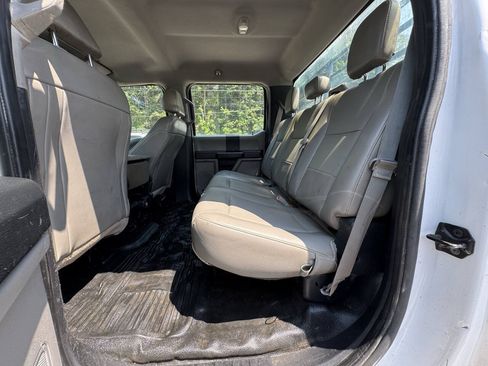 Used 2019 Ford F250 XL w/ Power Equipment Group AWD/4WD image 21