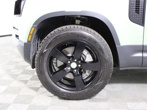 Used 2023 Land Rover Defender 110 75th Limited Edition image 4