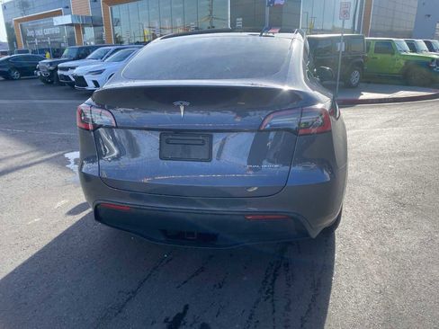 Used 2021 Tesla Model Y Long Range image 6