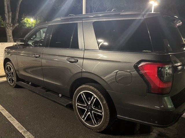 Used 2020 Ford Expedition Limited w/ Equipment Group 303A AWD/4WD image 4