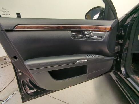 Used 2007 Mercedes-Benz S 550 4MATIC image 23