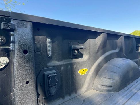 Used 2023 Ford F450 Platinum AWD/4WD image 38
