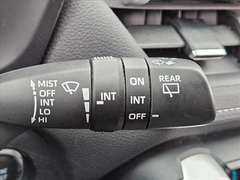 Used 2024 Toyota RAV4 XLE Premium image 15