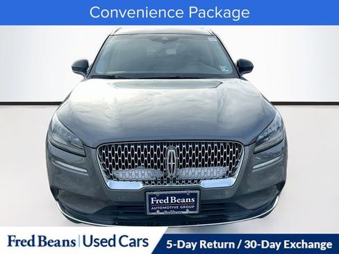 Used 2022 Lincoln Corsair AWD w/ Premium Package image 2