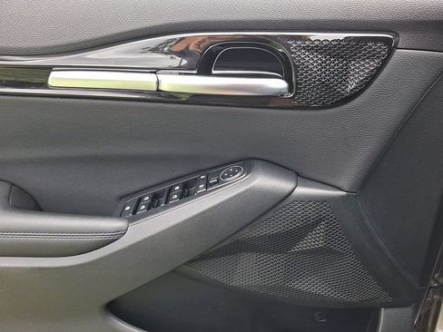 Certified 2023 Kia Seltos S AWD/4WD image 12