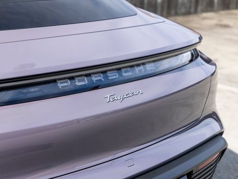 Used 2025 Porsche Taycan RWD image 22