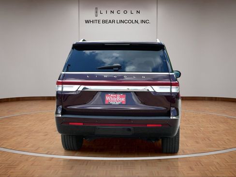 Used 2023 Lincoln Navigator Reserve image 6