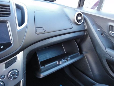 Used 2016 Chevrolet Trax LT AWD/4WD image 22