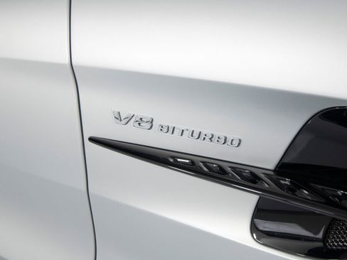 Used 2018 Mercedes-Benz AMG GT R image 42