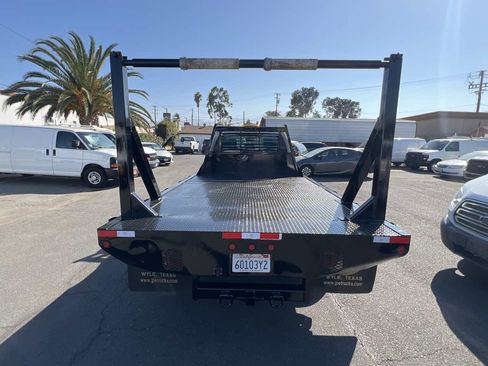 Used 2014 Ford F550 2WD Crew Cab Super Duty image 4