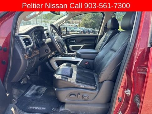 Used 2017 Nissan Titan SL AWD/4WD image 10