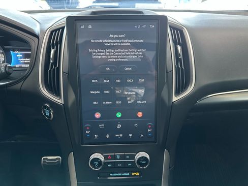 Used 2024 Ford Edge ST-Line w/ Class II Trailer Tow Package image 34