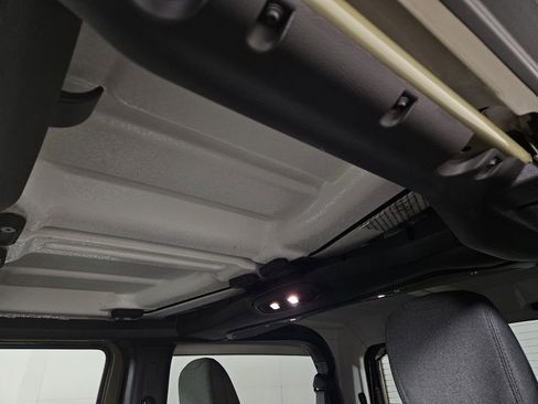 Used 2026 Jeep Wrangler Sport AWD/4WD image 22