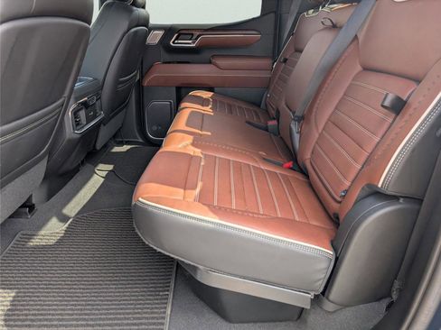 Used 2023 GMC Sierra 1500 Denali Ultimate image 34