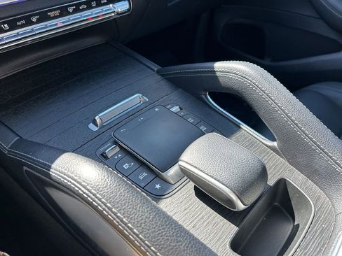 Used 2022 Mercedes-Benz GLE 350 4MATIC image 34