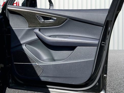 Used 2023 Audi Q7 3.0T Premium Plus w/ Premium Plus Package image 28