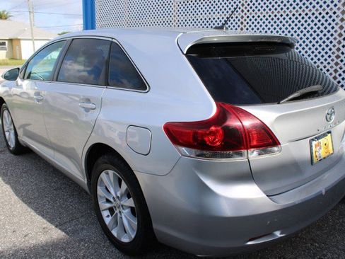 Used 2013 Toyota Venza LE FWD image 7