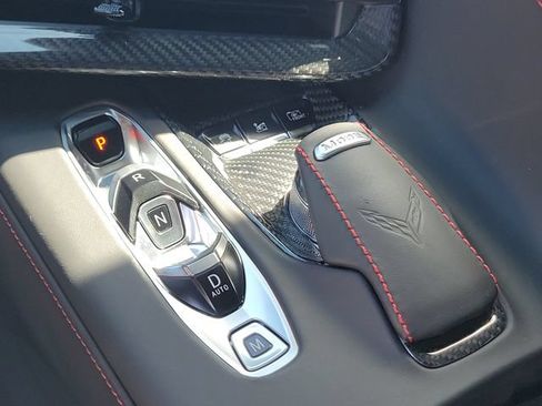 Used 2024 Chevrolet Corvette Stingray Premium Conv w/ Z51 Performance Package RWD image 30