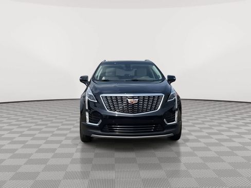Certified 2023 Cadillac XT5 Premium Luxury AWD/4WD image 3