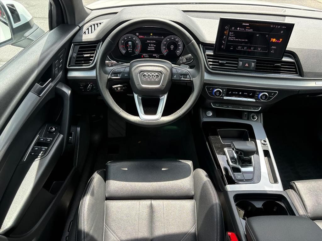 Used 2025 Audi Q5 2.0T Premium AWD/4WD image 19