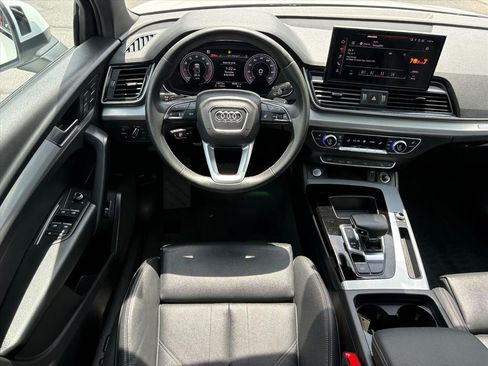 Used 2025 Audi Q5 2.0T Premium AWD/4WD image 19
