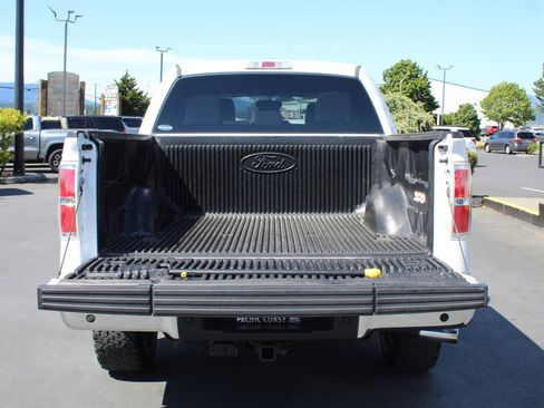 Used 2014 Ford F150 XLT w/ Equipment Group 302A Luxury AWD/4WD image 19
