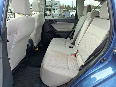 Used 2017 Subaru Forester 2.5i Premium image 11