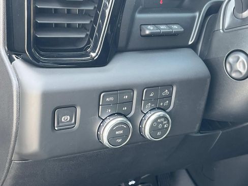 New 2026 GMC Sierra 1500 AT4 w/ AT4 Premium Package AWD/4WD image 26