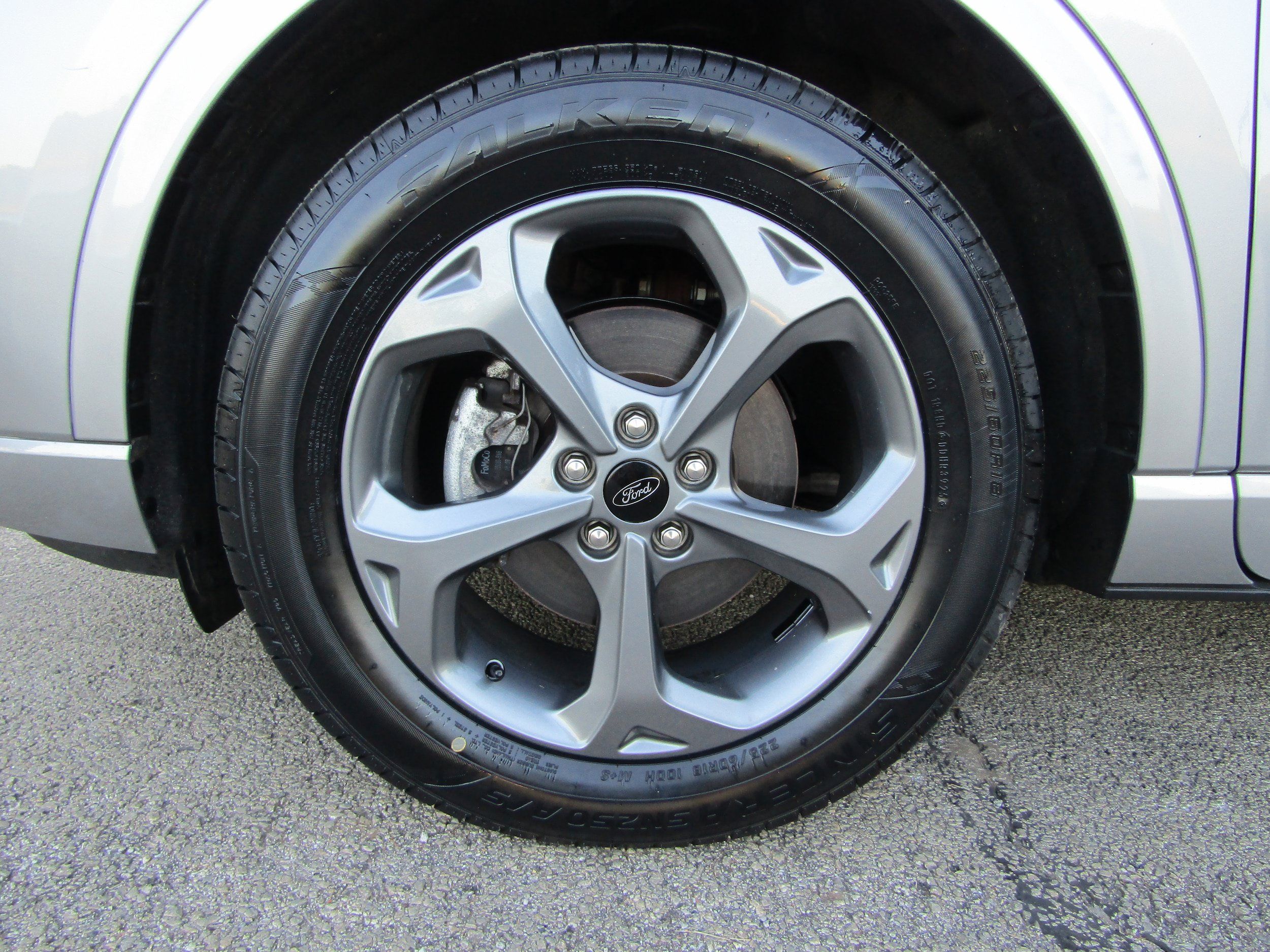 Used 2024 Ford Escape ST-Line w/ Tech Pack #1 AWD/4WD image 9