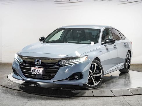 Used 2022 Honda Accord Sport image 1