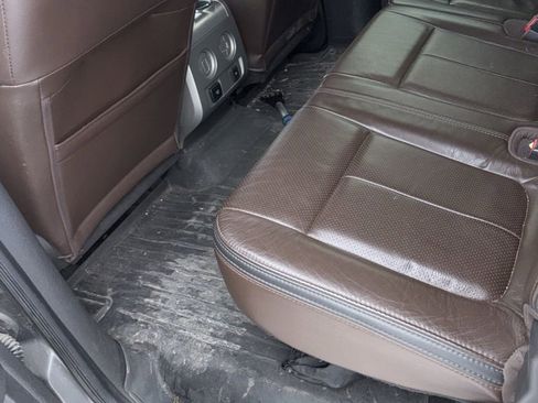 Used 2011 Ford F150 Platinum image 10