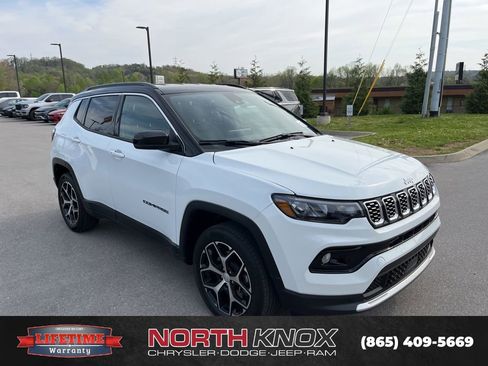Used 2024 Jeep Compass Limited image 2
