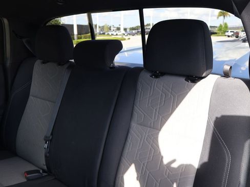 Used 2021 Toyota Tacoma TRD Sport AWD/4WD image 18