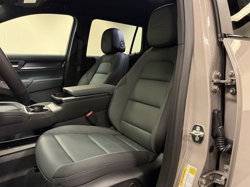 New 2026 GMC Terrain AT4 w/ Convenience Package III image 22