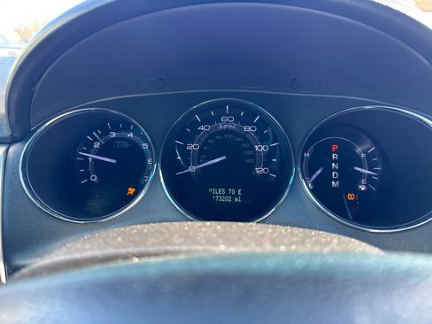 Used 2012 Lincoln MKZ image 15