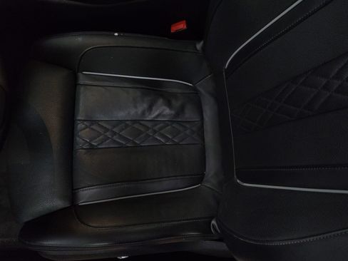 Used 2023 BMW 530e xDrive w/ Premium Package image 14