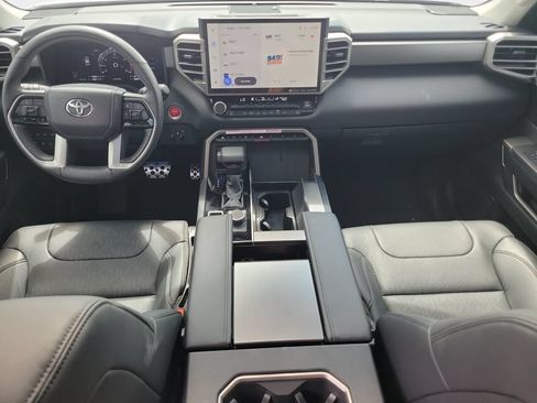 Used 2024 Toyota Sequoia SR5 w/ SR5 Premium Package AWD/4WD image 8