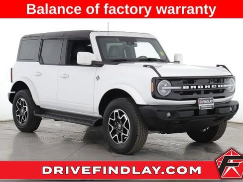 Used 2025 Ford Bronco Outer Banks AWD/4WD image 1