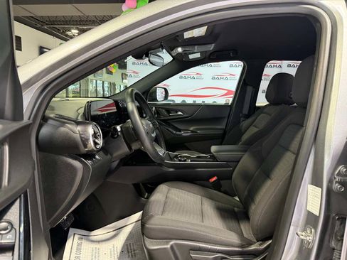 Used 2026 Chevrolet Equinox LT FWD image 25