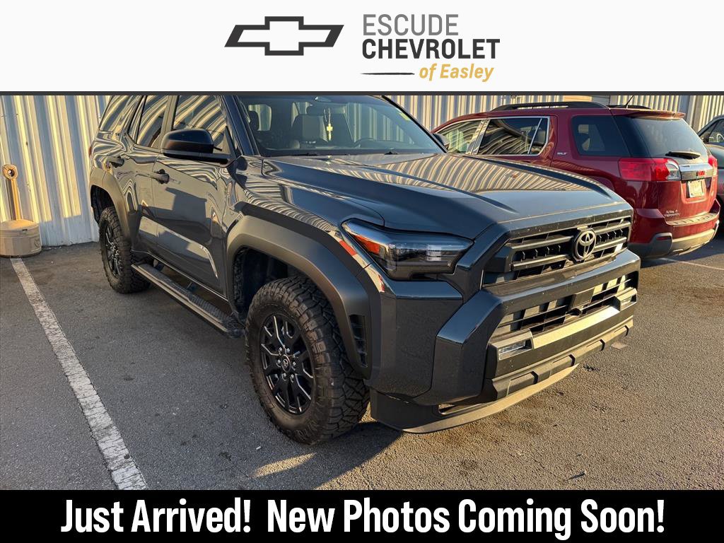 Used 2025 Toyota 4Runner SR5 AWD/4WD image 1