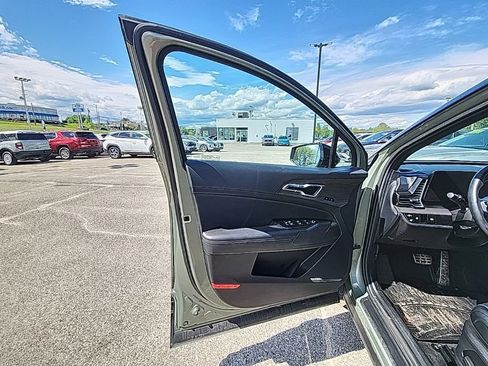 Used 2023 Kia Sportage X-Pro AWD/4WD image 13