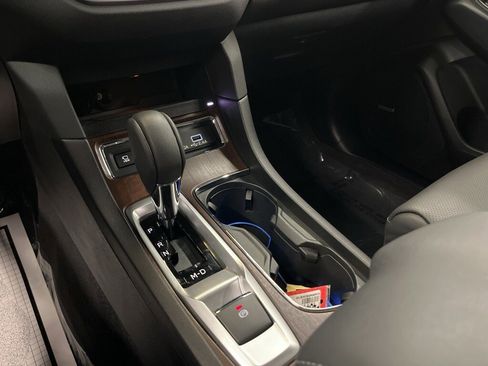 Used 2024 Subaru Ascent Touring image 25