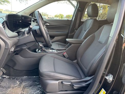 Used 2025 Buick Encore GX Preferred image 22