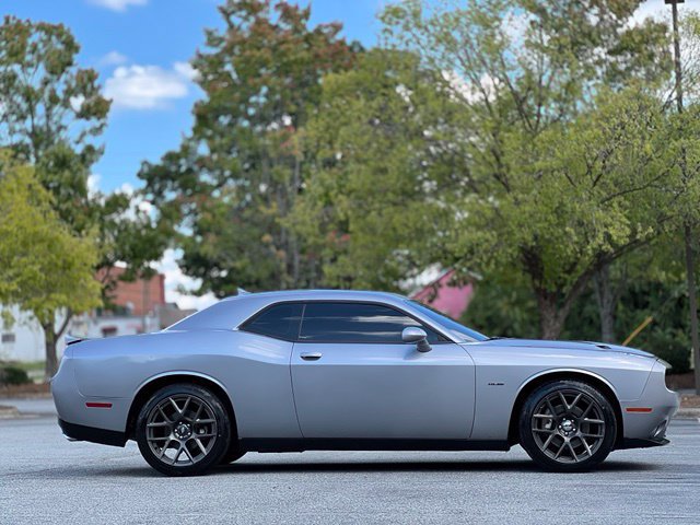 Used 2016 Dodge Challenger R/T Plus RWD image 4