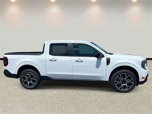 New 2025 Ford Maverick Lariat w/ 4K Tow Package image 4